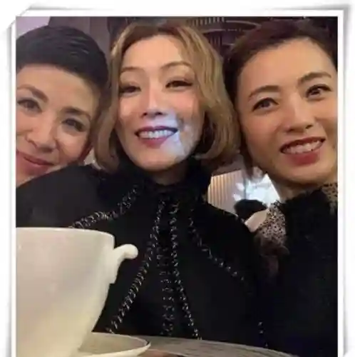 胡歌结婚豪华阵容搭配(胡歌穿衣搭配)插图4