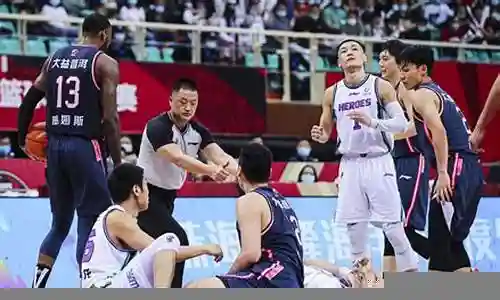 广东宏远男篮逆转阵容插图