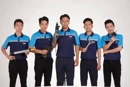 双蓝领阵容插图
